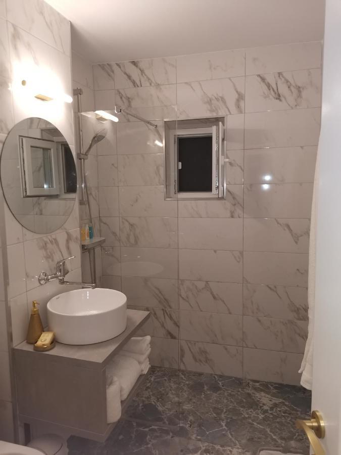 Bloom Box Apartments Craiova Eksteriør bilde