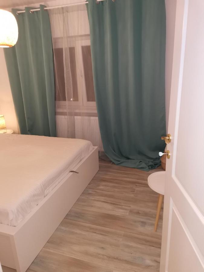 Bloom Box Apartments Craiova Eksteriør bilde