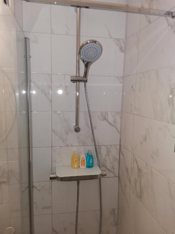 Bloom Box Apartments Craiova Eksteriør bilde