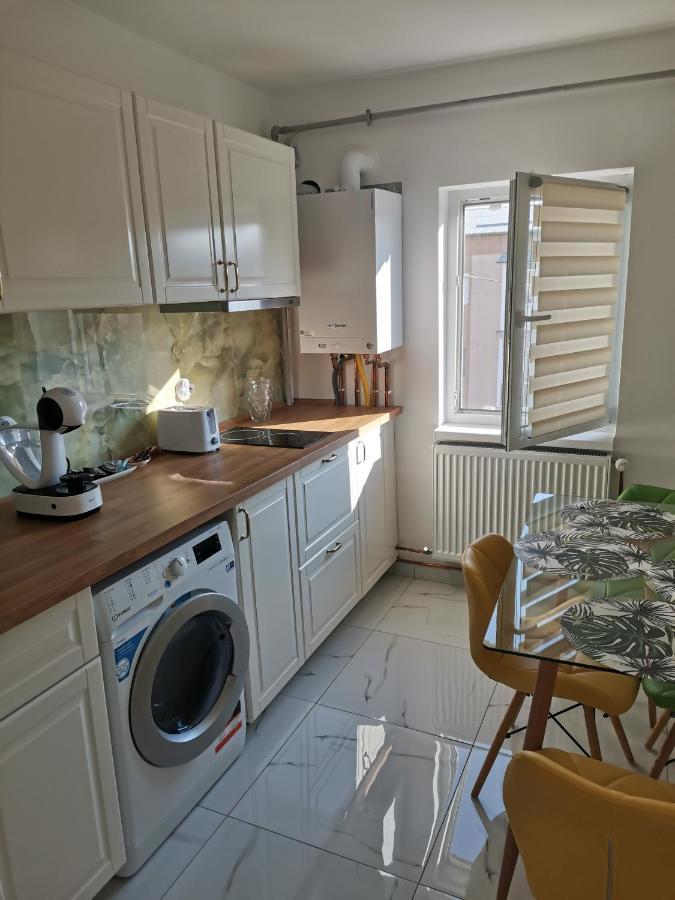 Bloom Box Apartments Craiova Eksteriør bilde